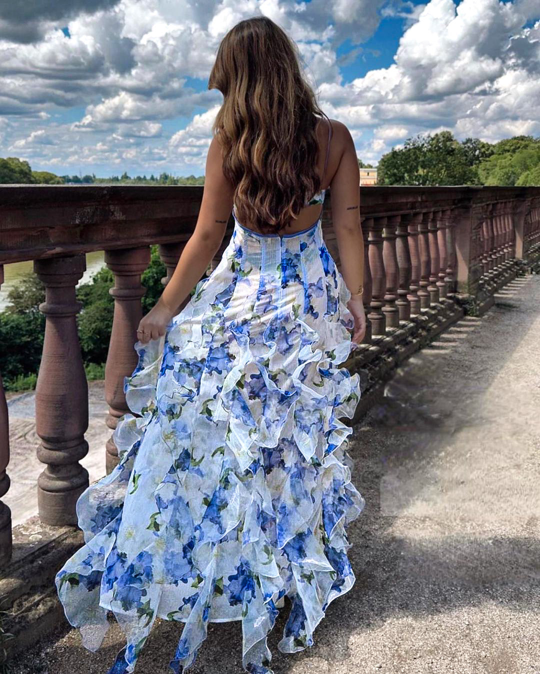 Iris | Vestido Midi Floreado Fruncido